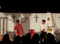 Θεατρική παράσταση καλοκαίρι 2011 στο Δίκαστρο